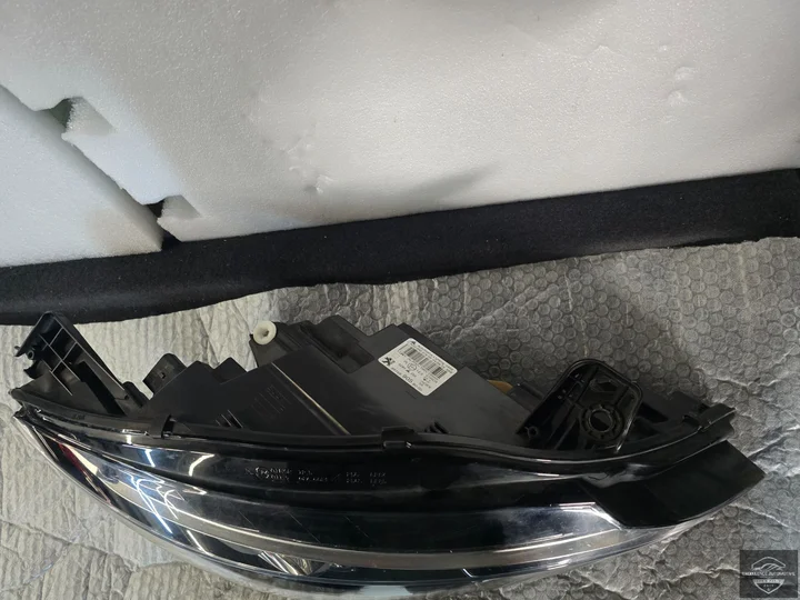 peugeot-308-t9-facelift-2019-led-koplamp-rechts-9816990580 — foto 4