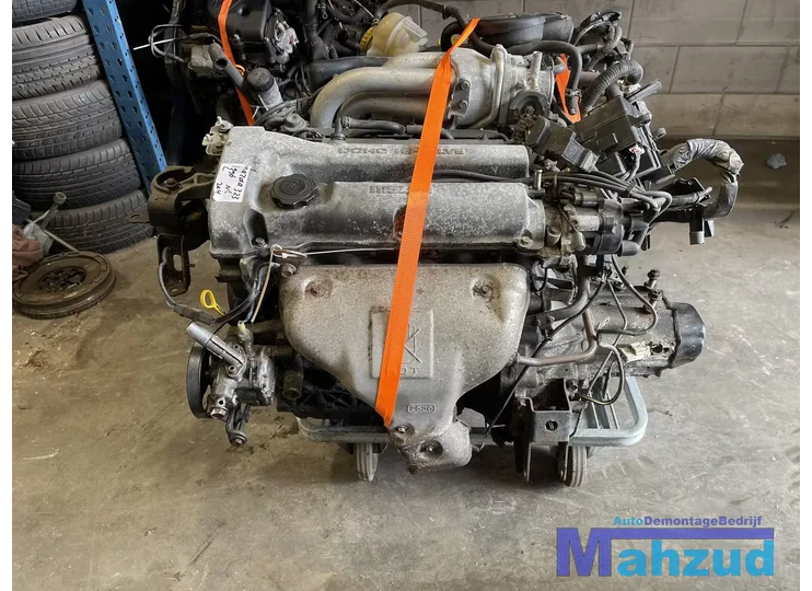 mazda-323-15i-15-i-16v-motorblok-z5-motor