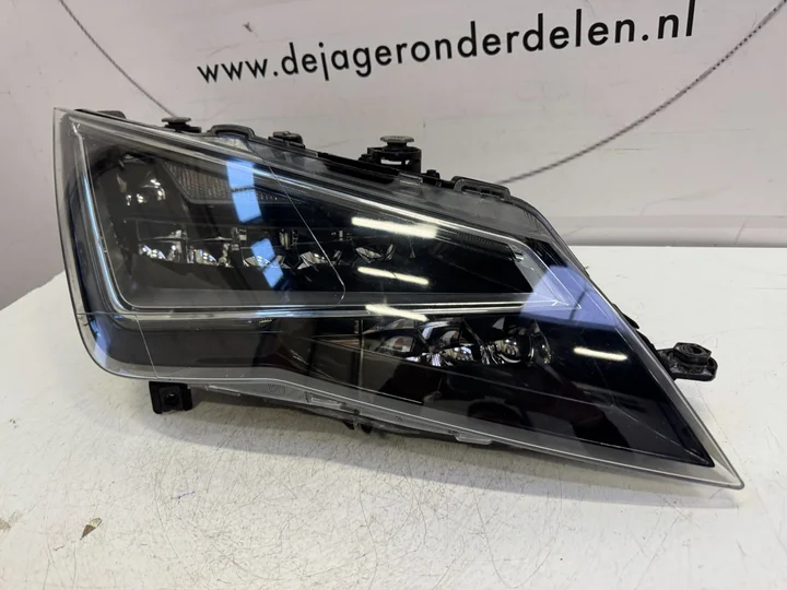 seat-leon-5f-facelift-led-koplamp-rechts-compleet-5f1941008d — foto 2