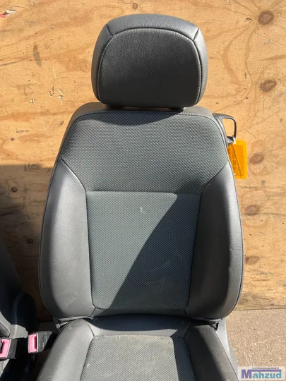 opel-corsa-d-half-leer-interieur-stoel-bank-3deurs-engels — foto 2