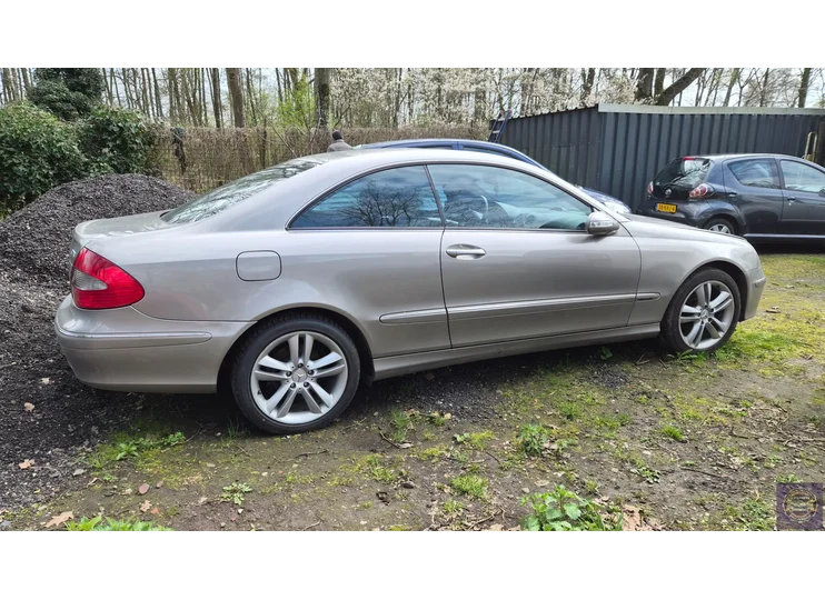 te koop mercedes clk bj 2005 onderdelen of kompleet km169000