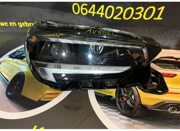 opel-corsa-f-nieuw-model-koplamp-led-rechts-kompleet