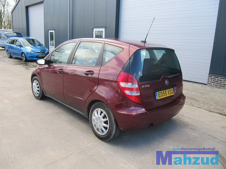 2006-mercedes-a-klasse-a170-w169-17-demontage-sloop-180 — foto 4