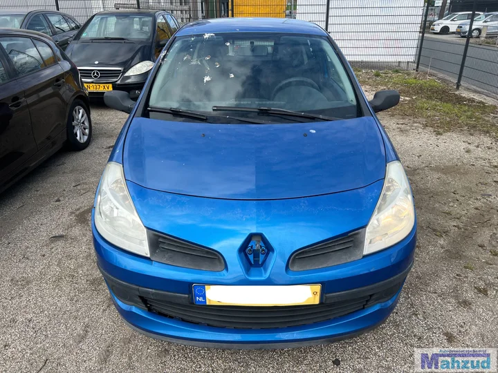 2006-renault-clio-3-12-blauw-tei45-d4f-demontage-onderdelen — foto 2