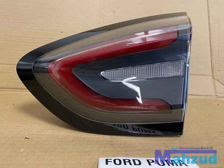 ford-puma-rechts-binnen-achterlicht-2019 — foto 2