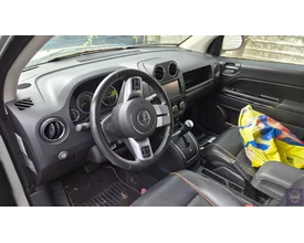 onderdelen-of-kompleet-jeep-compass-24-lpg-motor-defect — foto 3