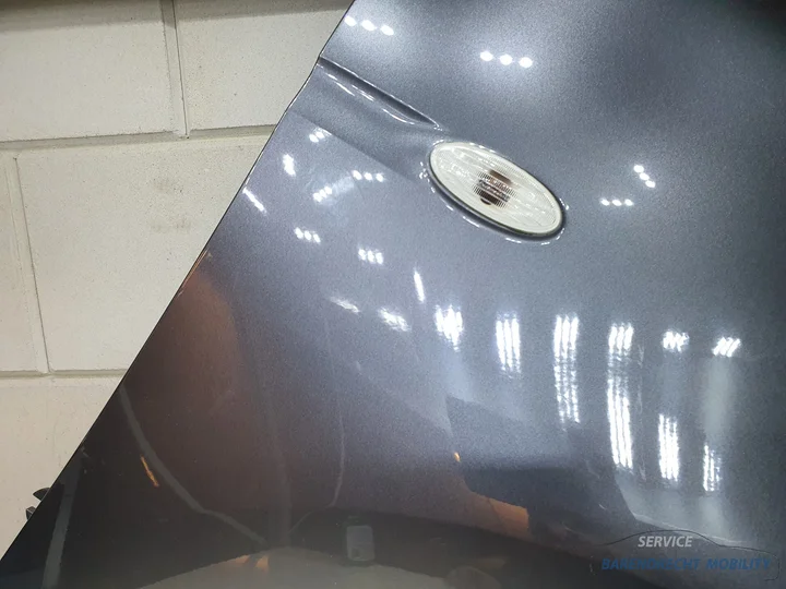 spatbord-rechts-voor-smart-forfour-44-w453-c44l-bay-grey-metallic-grijs-zijscherm-rv-origineel-gebruikt-2014-2020 — foto 9