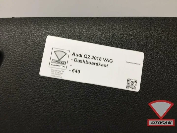 audi-q2-2018-dashboardkastje-handschoenenkastje — foto 2