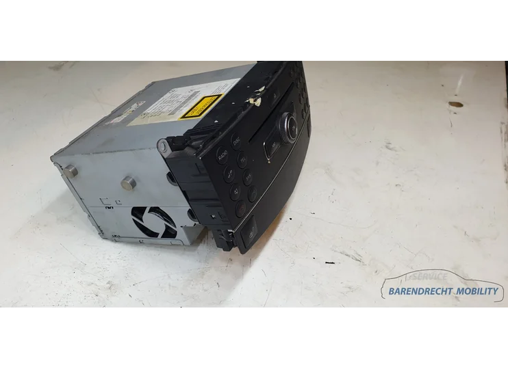 mercedes-c-klasse-c204-w204-s204-navigatie-module-a2048705590-navi-nav-multi-media-multimedia-radio-cd-dvd-gps-stoelverwarming-stoel-verwarming-nette-staat-gebruikt-2011-2012-2013-2014-2015-barendrecht-mobility-service
