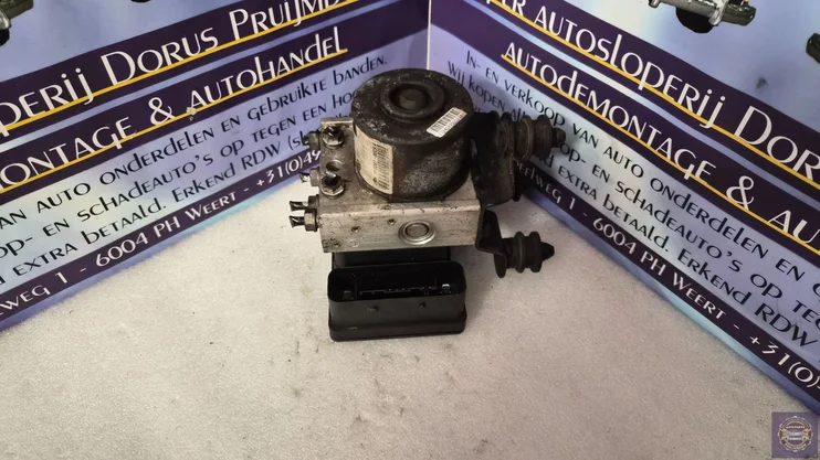 abs-pomp-volkswagen-caddy-iii-20-sdi-10020700294 — foto 4