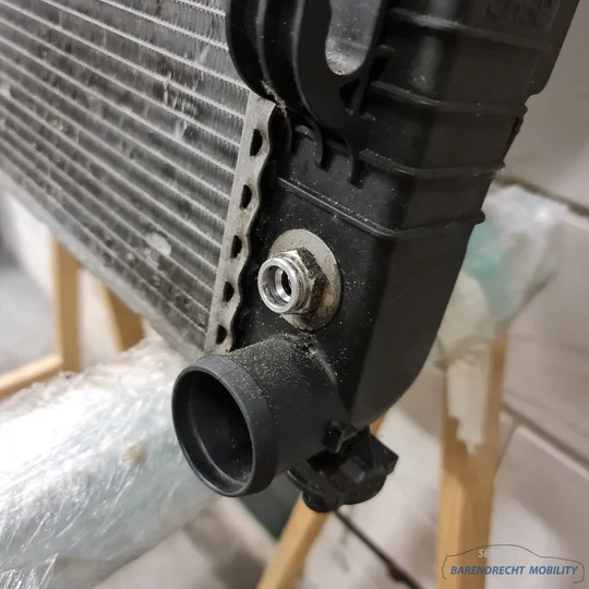 koelerpakket-ml-w164-mercedes-koelventilator-a2515000304-a2515000103-radiateur-2006-2012 — foto 6