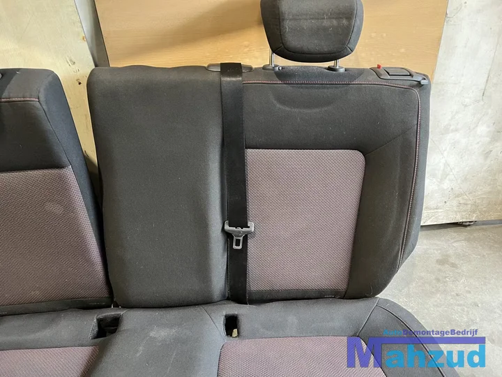 opel-corsa-d-3-deurs-interieur-20052014 — foto 11