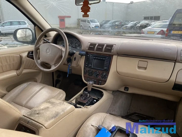 mercedes-ml-w163-beige-leer-links-rechts-stoel-19982005 — foto 4