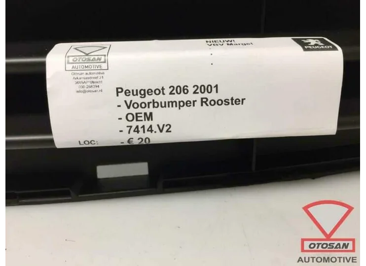 Peugeot 206 2001 Voorbumper Rooster Nieuw! 7414.V2