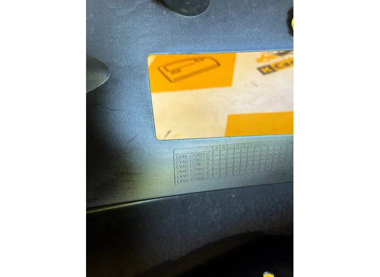 voorbumper-ford-kuga-mk3-pdc-201923-lv4b17d957h-bumper
