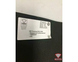 vw-touareg-2018-bagagemat-kofferbakmat-mat-760862607 — foto 2