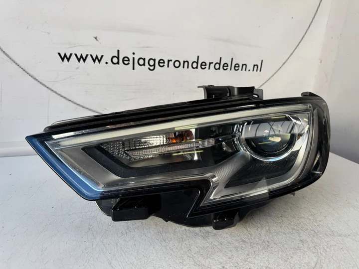 audi-a3-facelift-xenon-led-koplamp-links-8v0941005e-2016 — foto 2