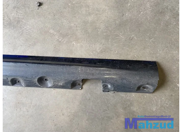 bmw-e46-3-serie-cabrio-zwart-3039-rechts-zijskirt
