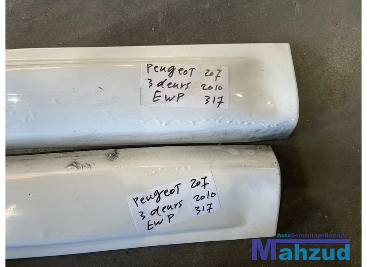 peugeot-207-links-rechts-wit-ewp-sideskirts-zijskirt-3-deurs