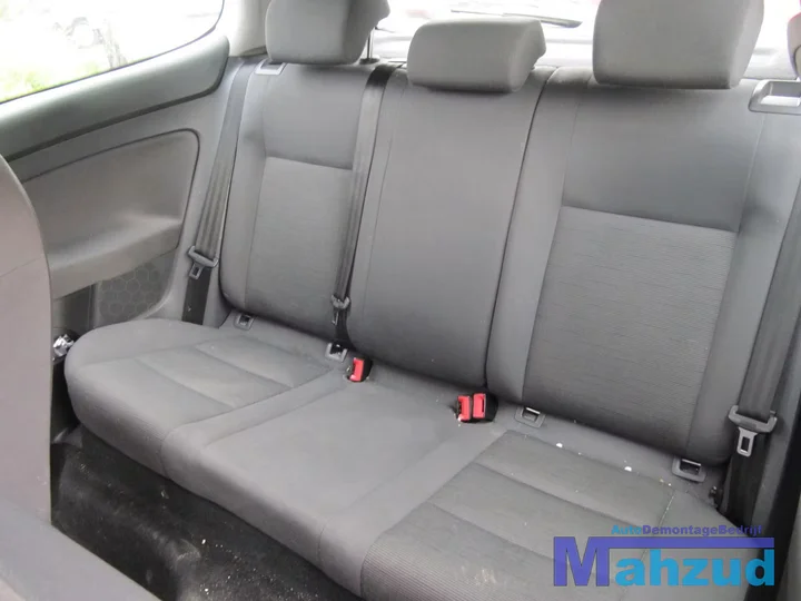 2007-volkswagen-golf-5-16-fsi-demontage-sloop-119 — foto 10