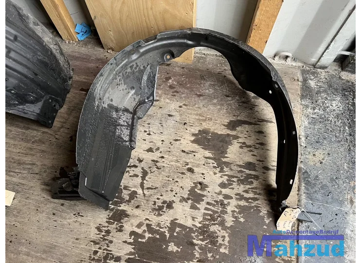 TOYOTA YARIS P9 Links voor modderkuip wielkuip 2005-2010