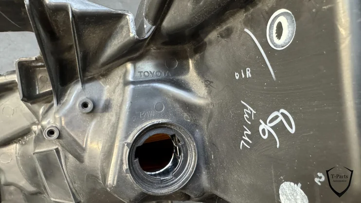 toyota-aygo-rechts-koplamp-lamp-811300h210-x — foto 12