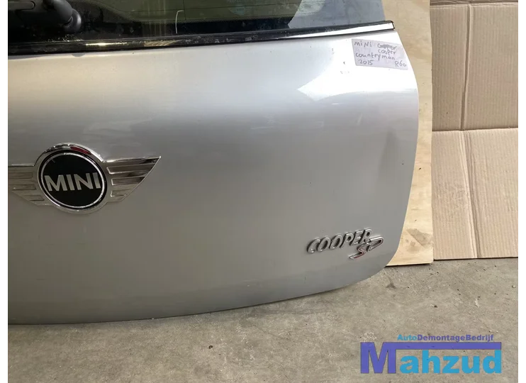 mini-countryman-works-r60-grijs-achterklep-20102016