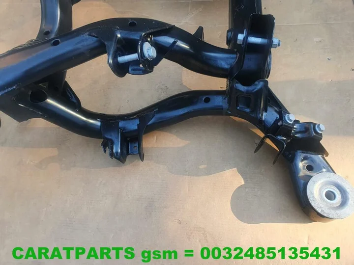 7p0500041-q7-achteras-touareg-subframe-cayenne-92a — foto 7