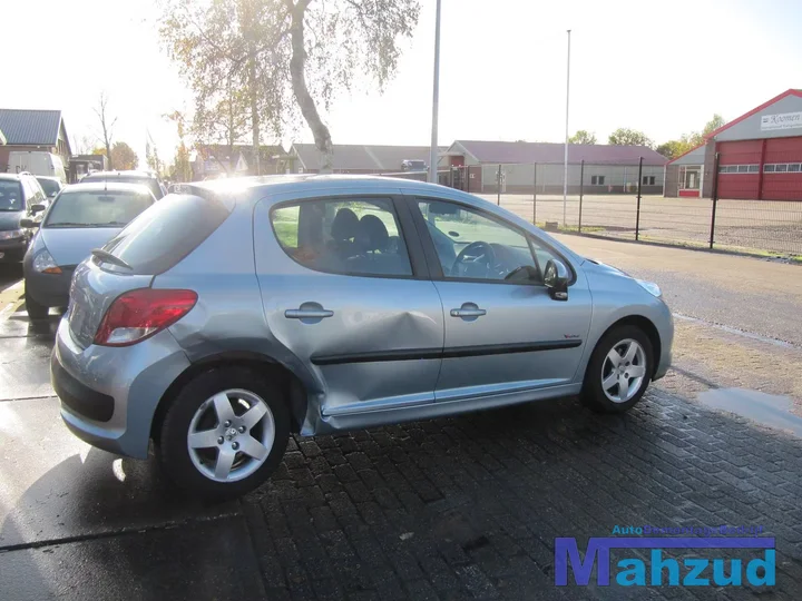 2009-peugeot-207-14-demontage-sloop-84 — foto 5