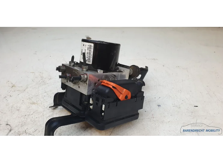 ABS Pomp Suzuki Alto Nissan Pixo 68K5 06210220914 origineel gebruikt 2009 / 2016