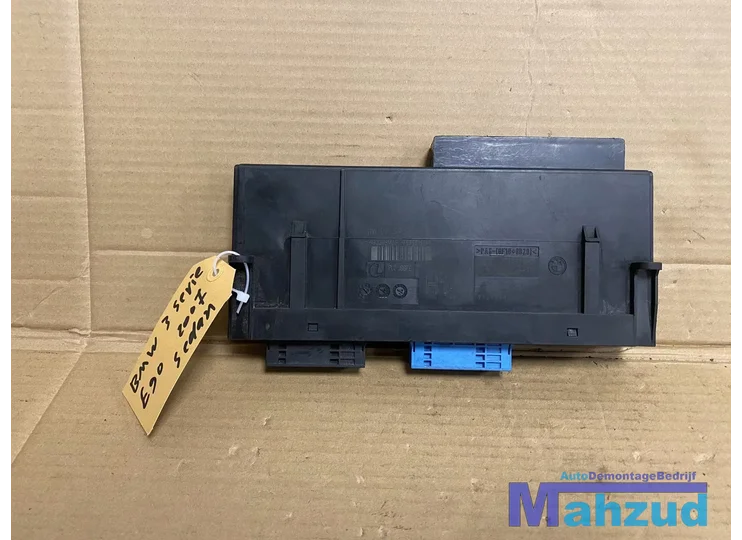 BMW 3 SERIE E90 BCM Module 913177601 6135913177601
