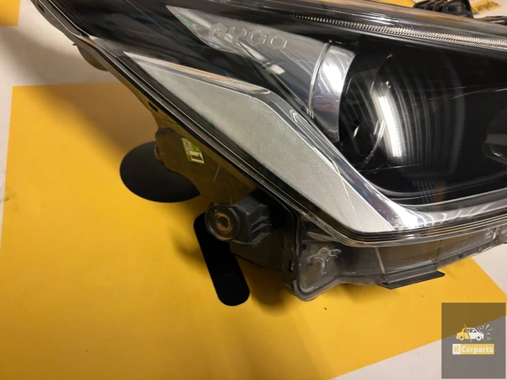 toyota-aygo-facelift-rechts-koplamp-172023-origineel — foto 5