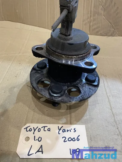 toyota-yaris-2-p9-links-achter-wiellager-fuseelager — foto 3