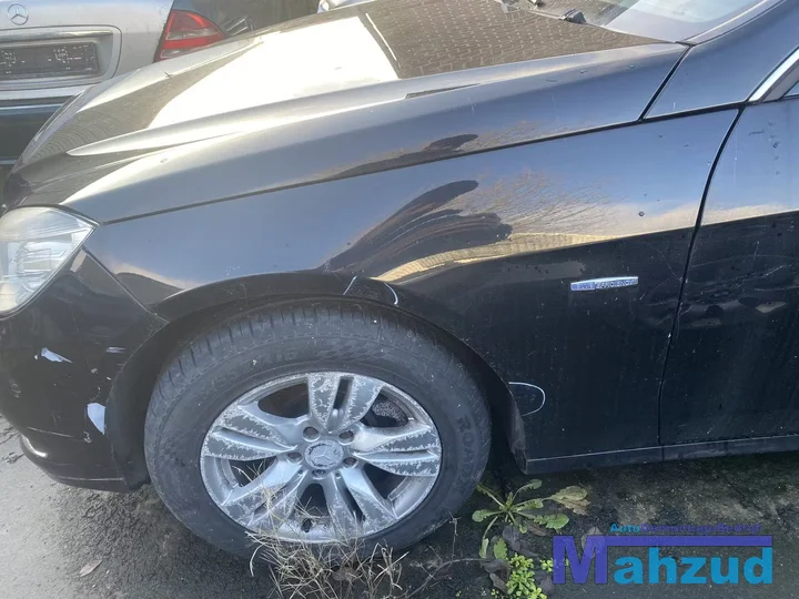 mercedes-eklasse-s212-22-cdi-zwart-voorkop-20092016 — foto 4