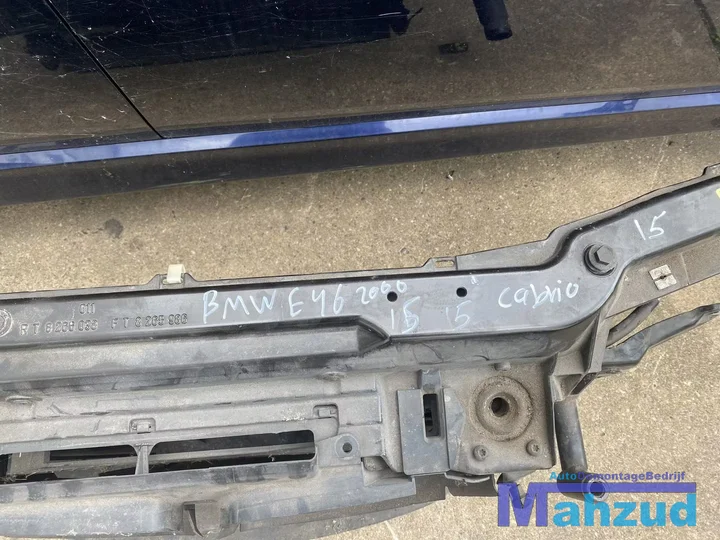bmw-3-serie-e46-325i-voorfront-frontplaat-met-koelvin — foto 7