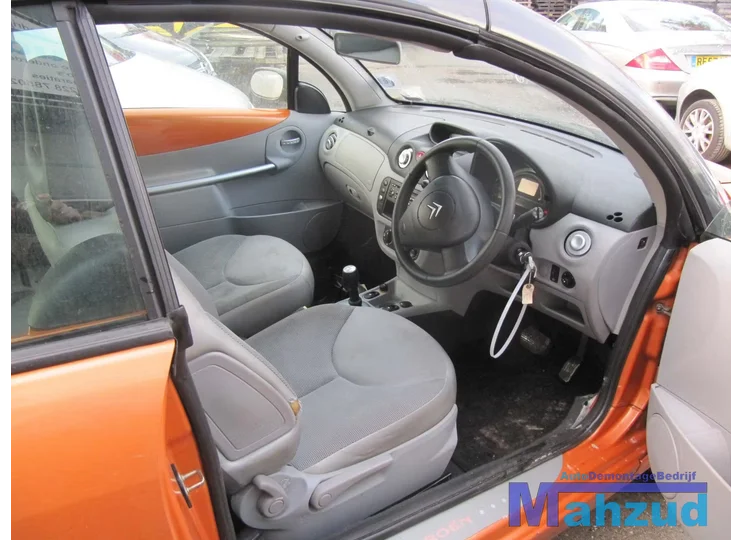 citroen-c3-pluriel-grijs-stof-interieur-3-deurs