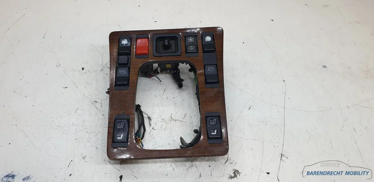 hout-inleg-w201-190-mercedes-middenconsole-pook-airco-stoelverwarming-raamschakelaars — foto 2