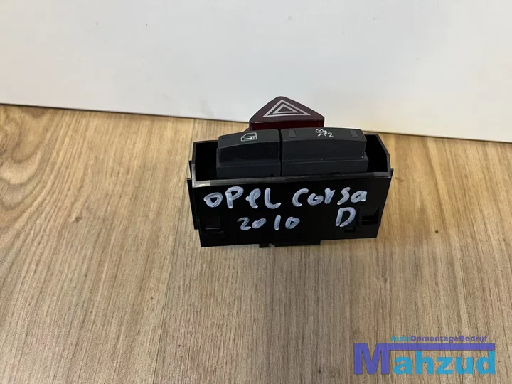 opel-corsa-d-alarmlicht-centrale-deurvergrendeling-schakelaar-13189529 — foto 2
