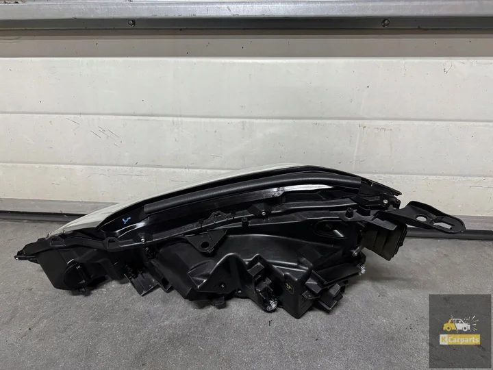 lexusuxfullled-lexus-ux-full-led-rechterlamp — foto 3