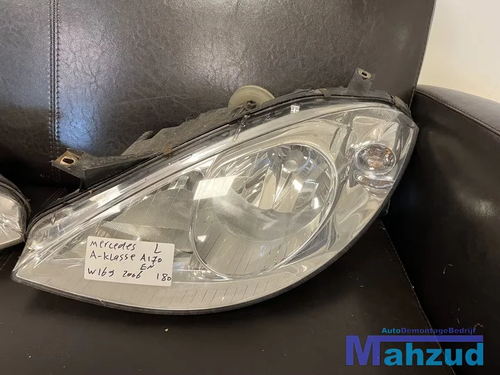 mercedes-aklasse-w169-links-rechts-koplamp-engels-headlight-uk — foto 3