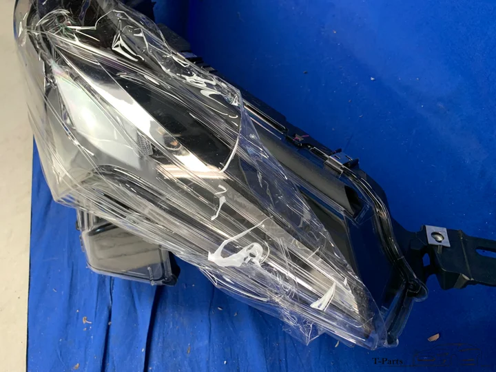 toyota-chr-koplamp-rechts-lamp-led-81130f4031 — foto 3