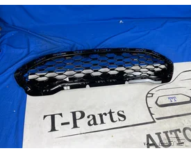 ford-fiesta-mk8-grille-zwart-glans-gril-rooster-voorbumper-bumper