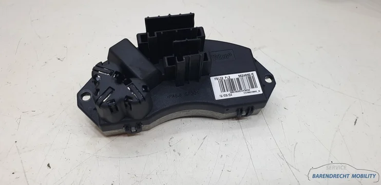 bmw-1-serie-3-kachelweerstand-73040157-e87-e90-e8x-e9x-kachel-weerstand-gebruikt-nette-staat-2005-2006-2007-2008-2009-2010-2011-barendrecht-mobility-service — foto 2
