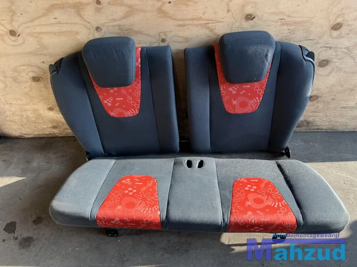 ford-ka-2-zwart-rood-interieur-compleet-20082016 — foto 6