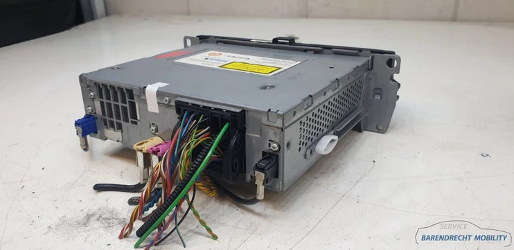 cic-navigatie-module-e90-3-serie-bmw-business-9223314-headunit-radio-origineel-gebruikt-2009-2012 — foto 6