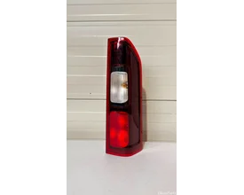 opel-vivaro-b-rechter-achterlicht-rechts-265504656r