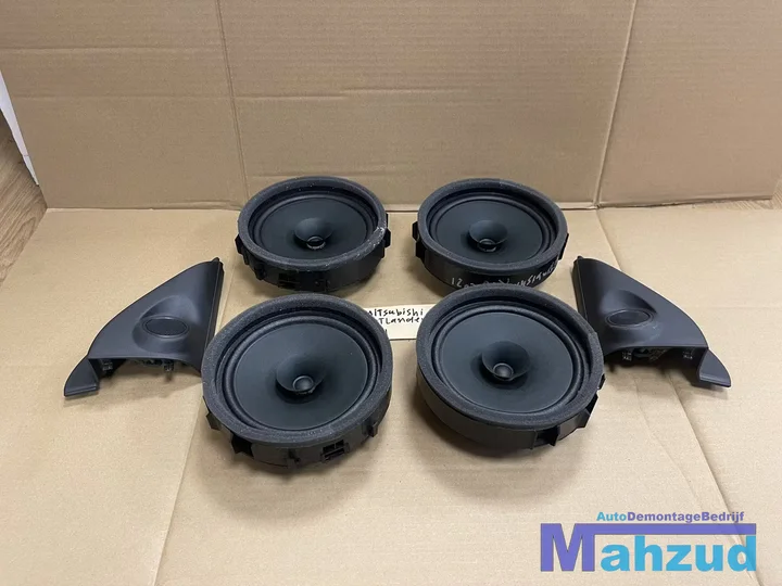 mitsubishi-outlander-phev-speaker-speakerset-20152021 — foto 2