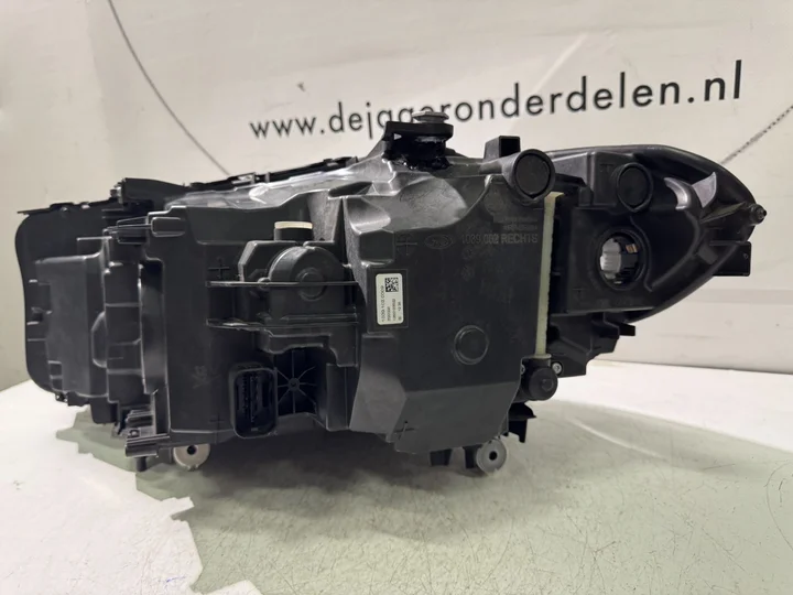 bmw-g30-g31-5-serie-led-koplamp-rechts-8499112 — foto 5