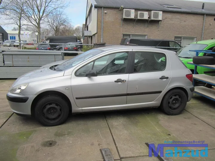 2002-peugeot-307-16-16v-demontage-sloop-236 — foto 2