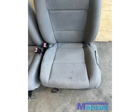 vw-touran-t1-grijs-interieur-compleet-20032010 — foto 5